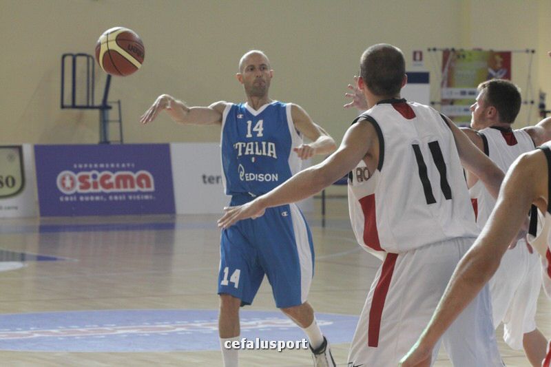 110918 basket 262_tn.jpg